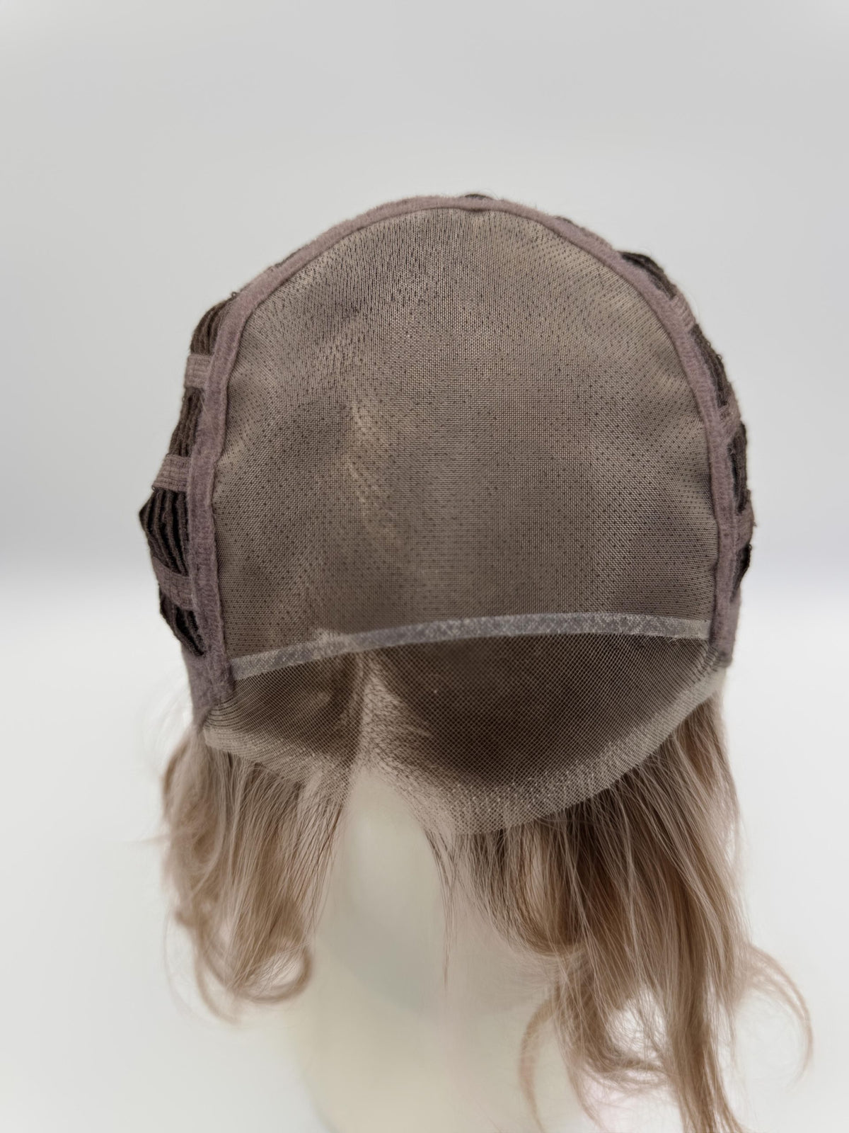 Rohan Wig by Amore - Cap construction